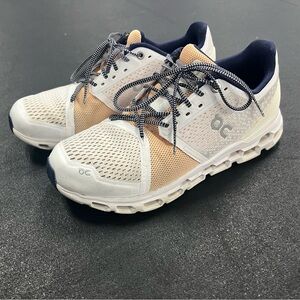 On Running training shoe